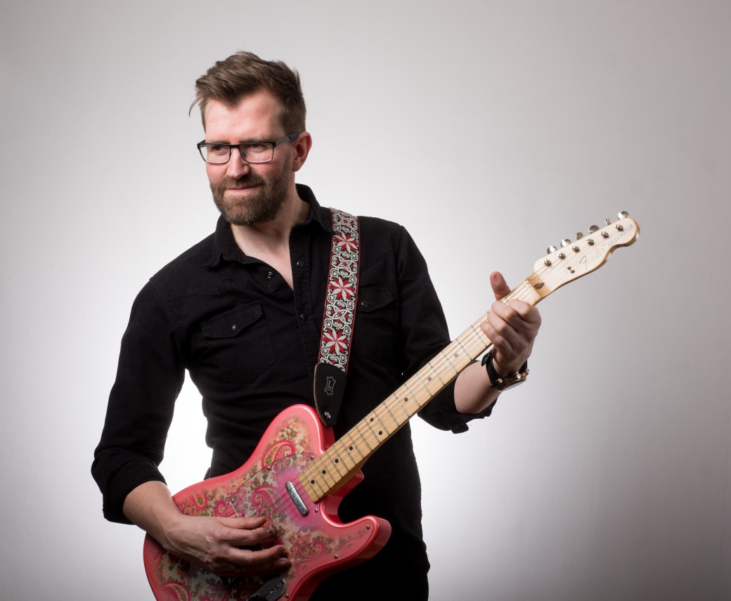 Stedman PinkGuitar1.jpg